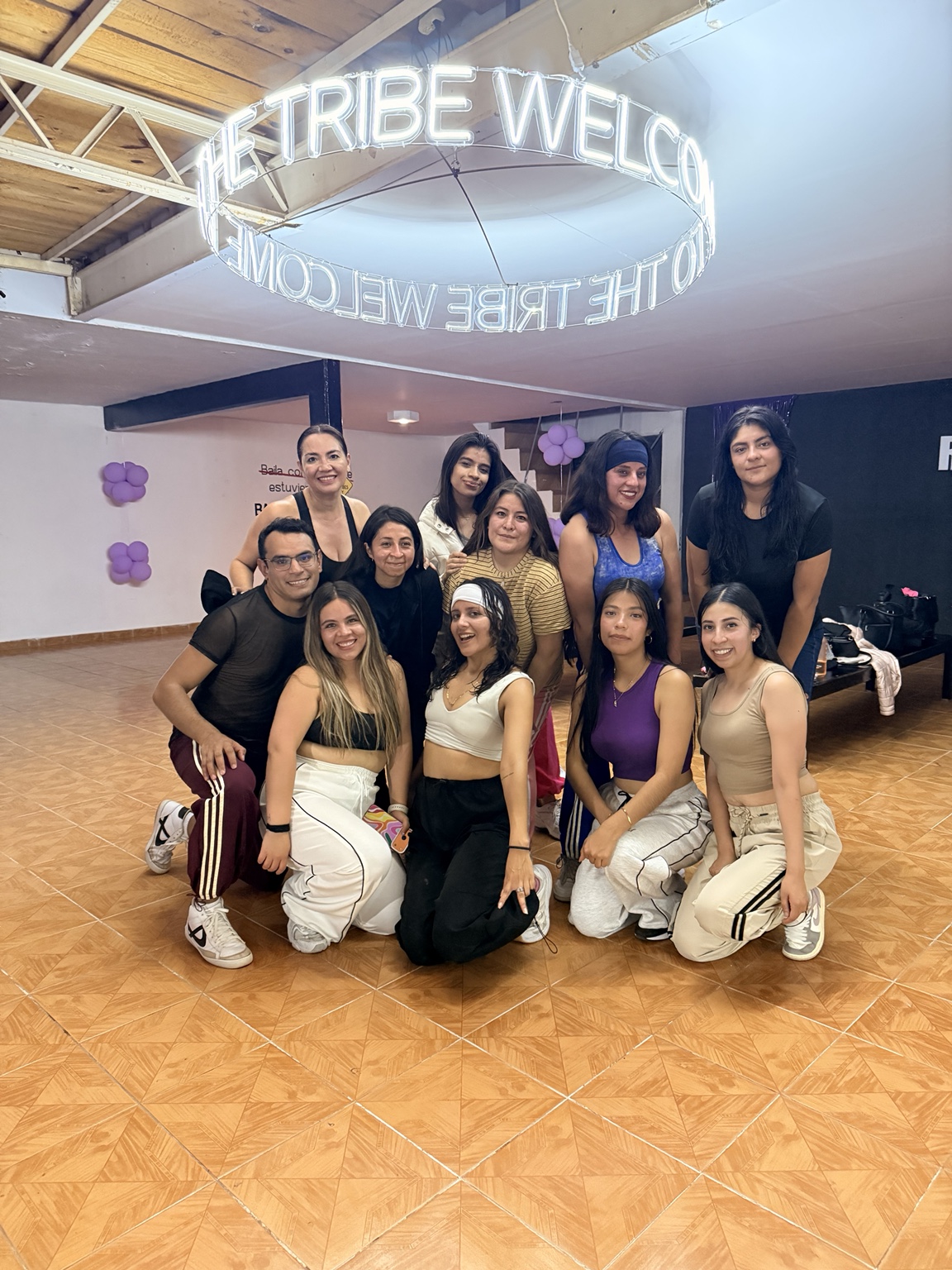 Comunidad Latina Tribe después de clase