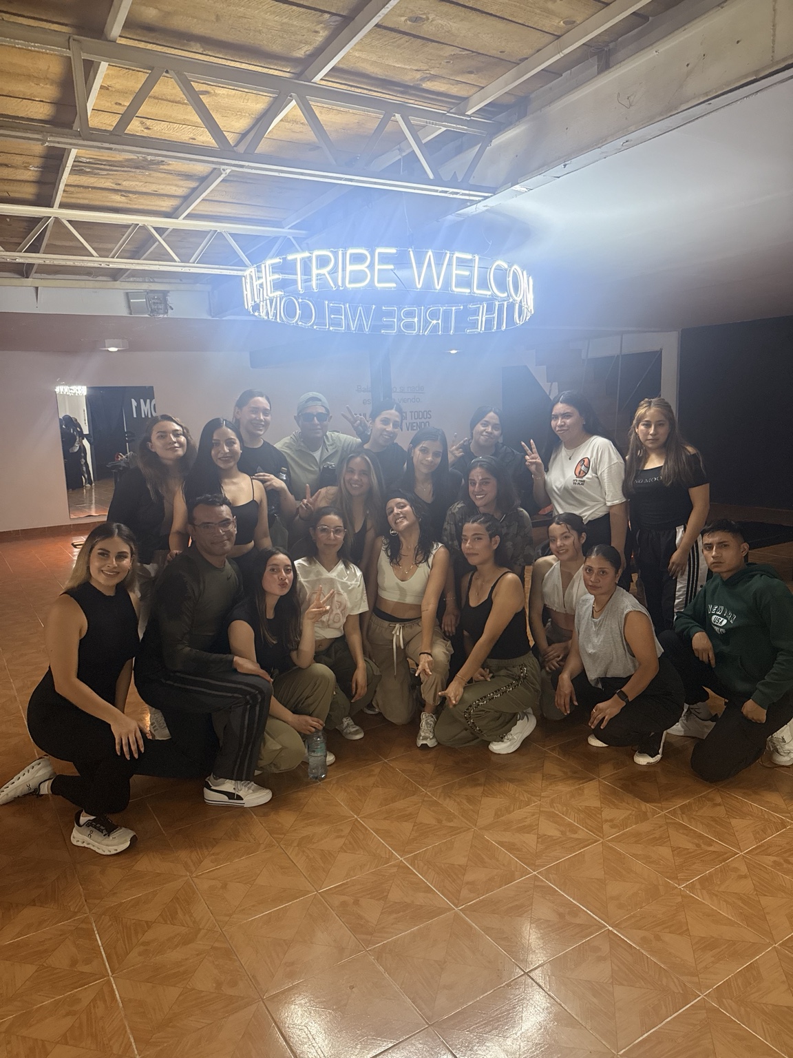 Foto grupal de una clase de Latina